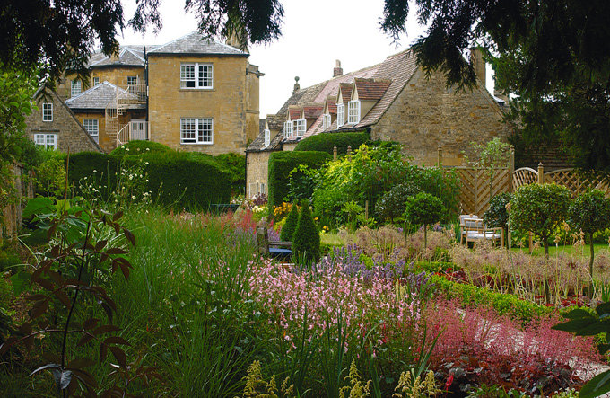 COTSWOLD HOUSE hero