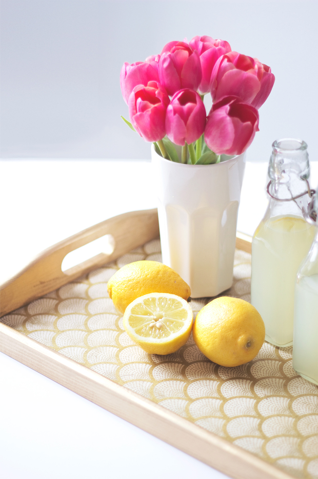 patterned tray