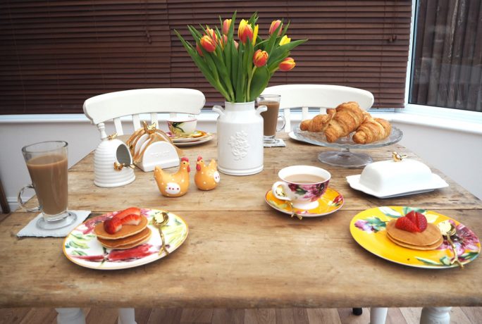 Dove Cottage Floral Heritage Breakfast Accessories