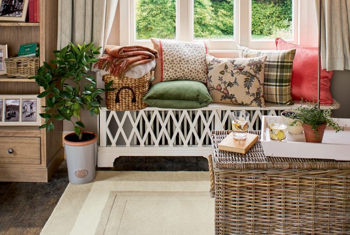 Relaxed County Home Collection Home Accessories Furniture